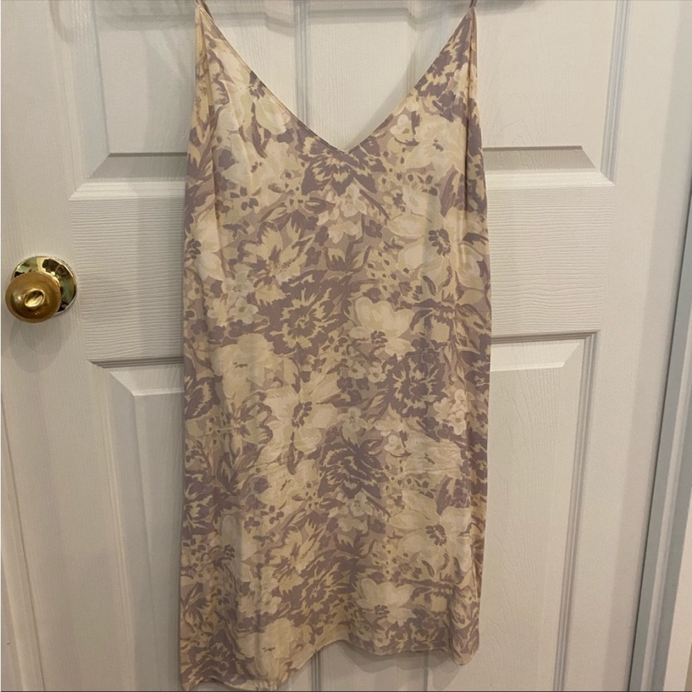 Aritzia / Wilfred Free Vivienne dress